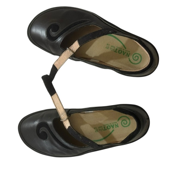 NAOT Matai Swirl Mary Jane Shoes Black Leather EU37 US 6-6.5 Excellent Like NWOT - Picture 12 of 13